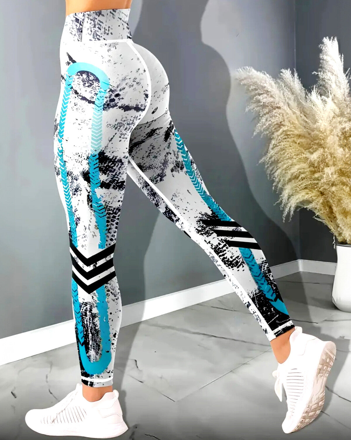 Beyond Limits Leggings - Elite