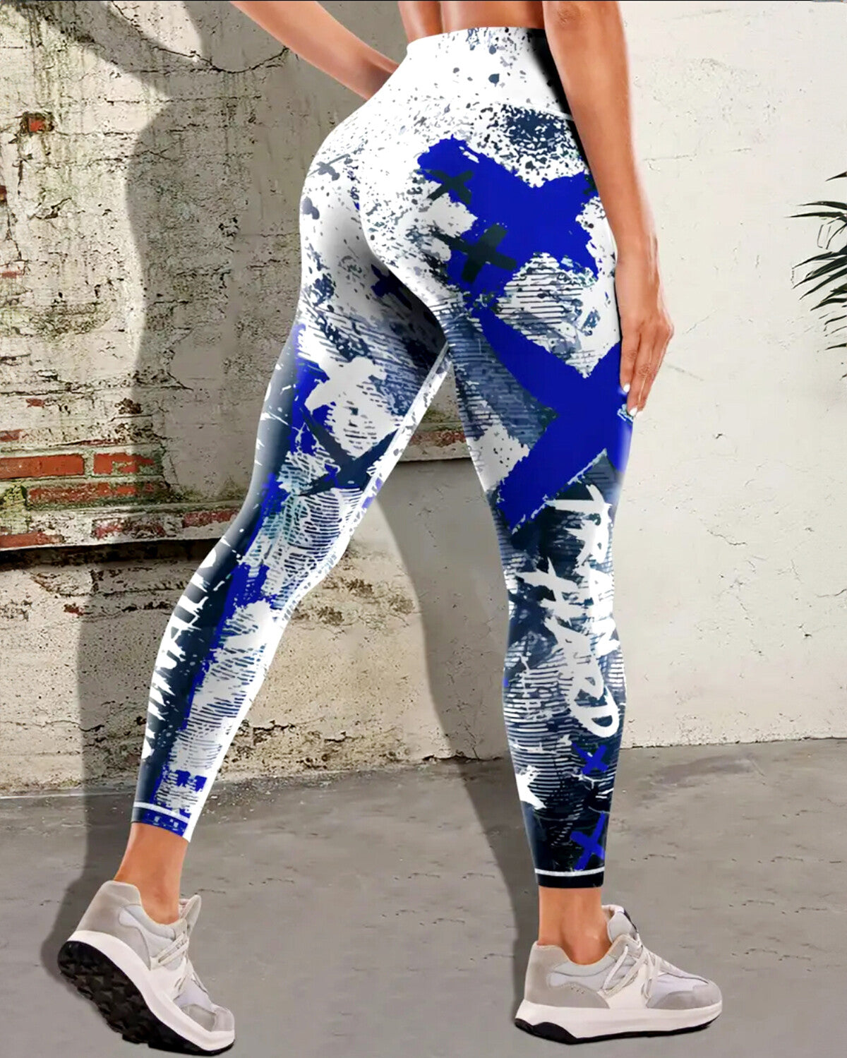 Beyond Limits Leggings - Navy