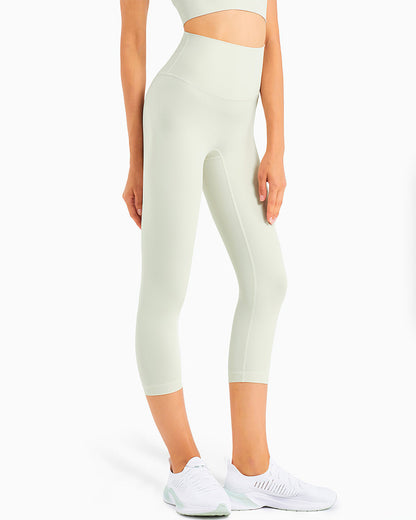 Bridget Seamless Capri - Dove Gray