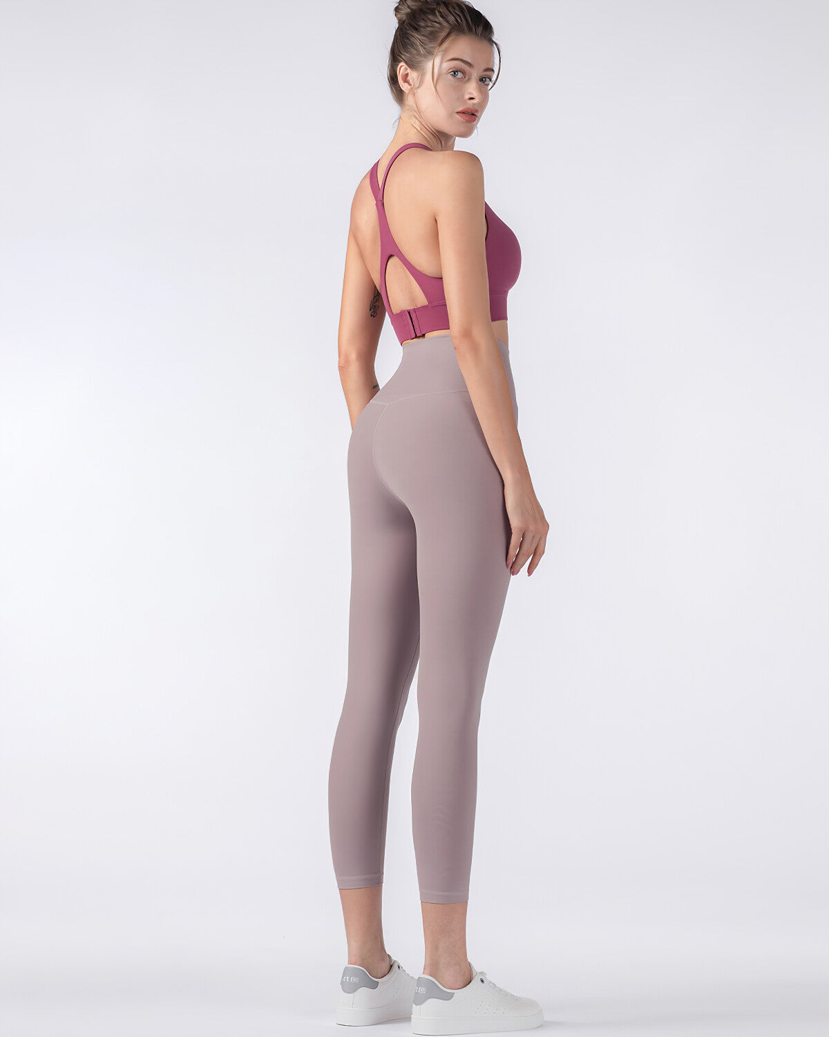 Bridget Seamless Capri - Dusty Rose