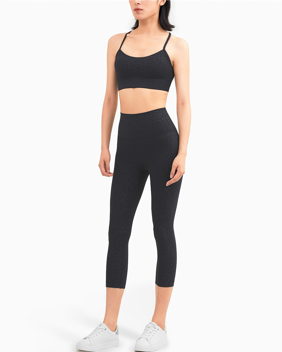 Bridget Seamless Capri - Panther