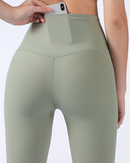 Bridget Seamless Capri - Sage Green