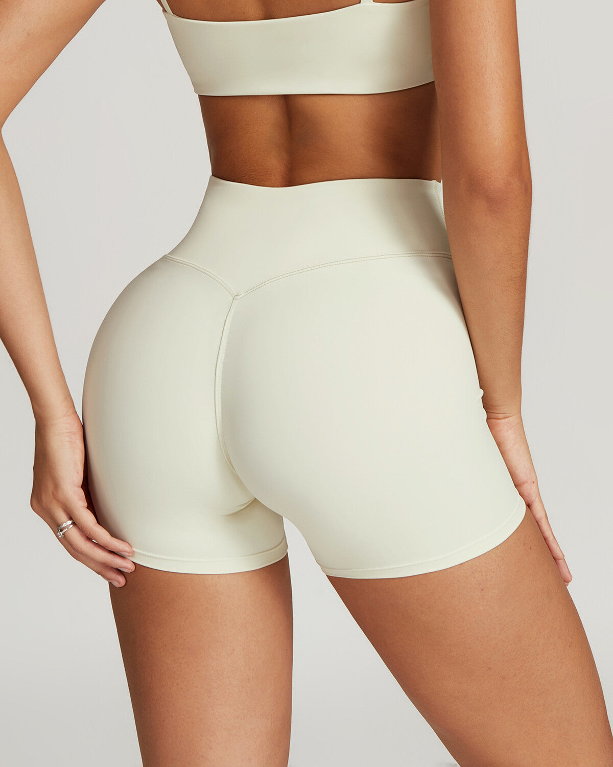 Hazel Scrunch Shorts - Beige