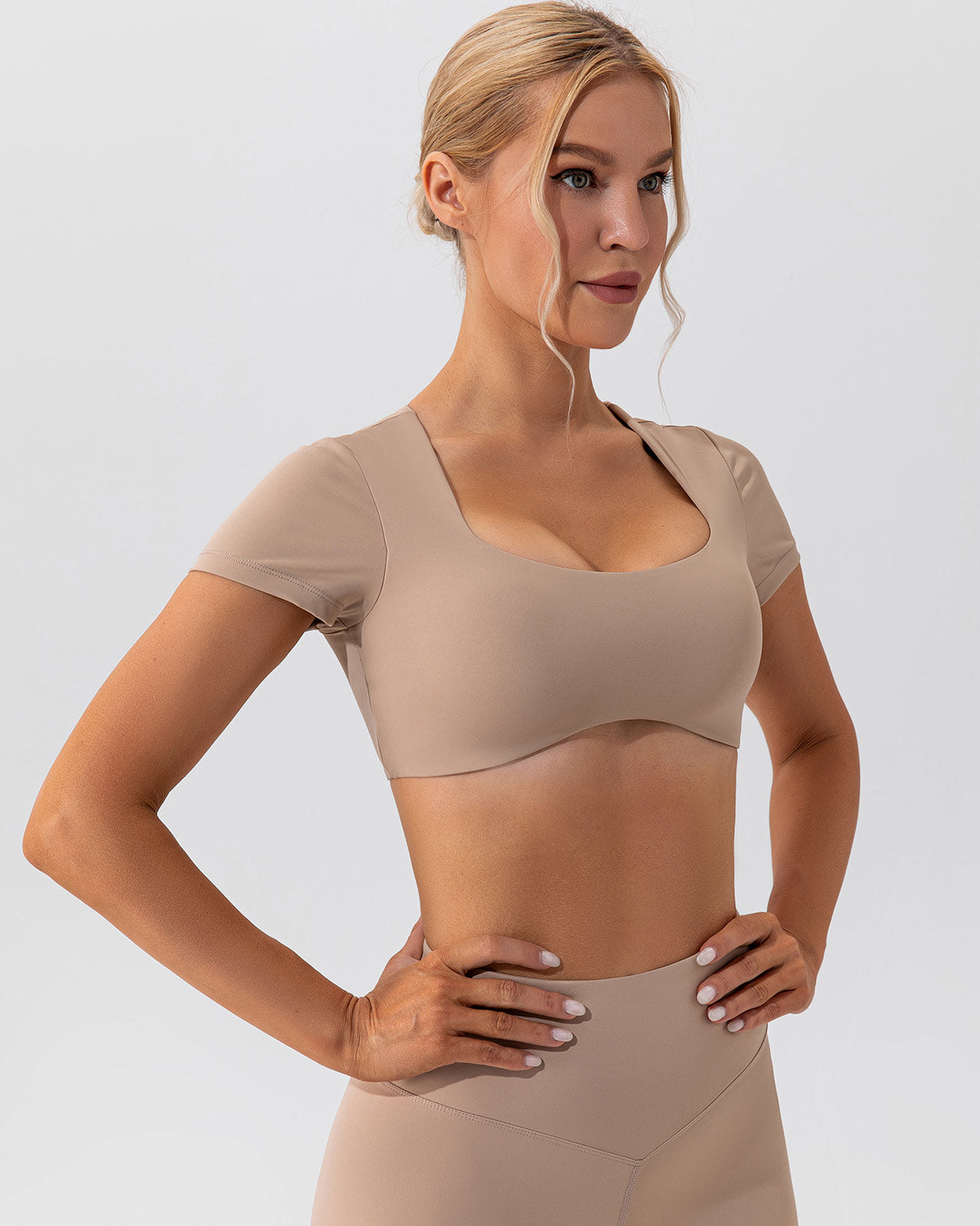 Kaia Crop Top - Mocha