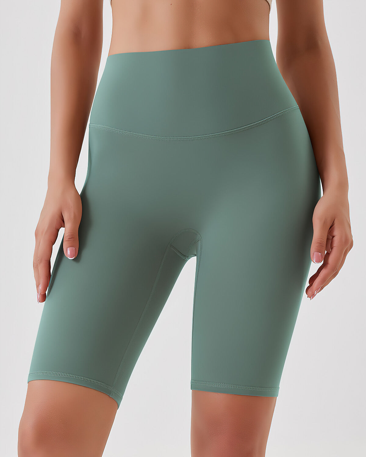 Lara Seamless Biker Shorts - Sage Green