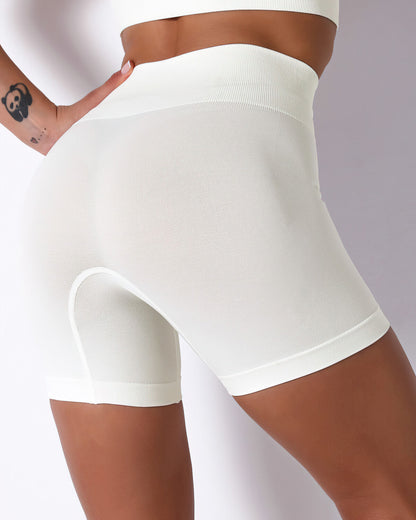 Mikaela Seamless Shorts - Beige