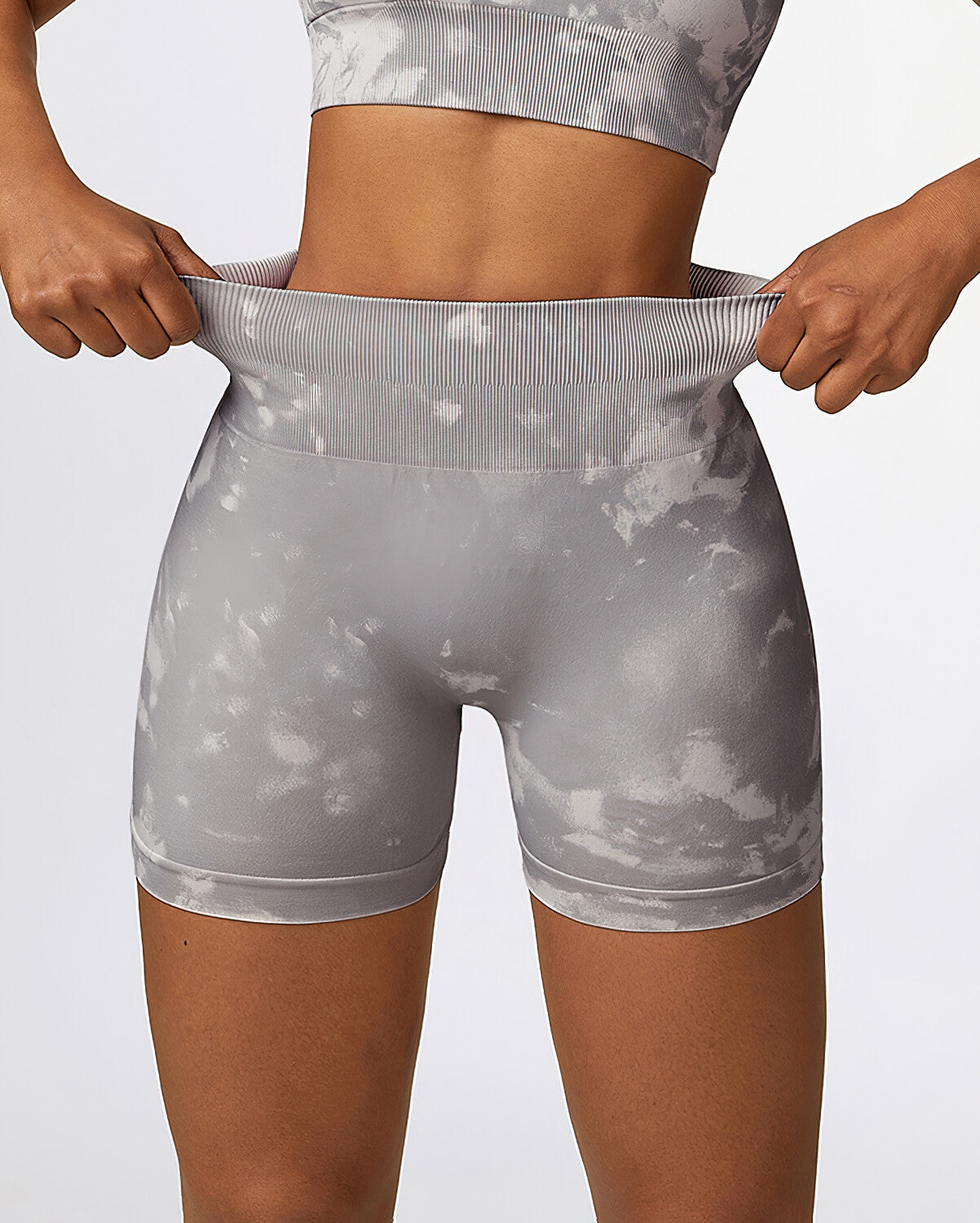 Nova Seamless Scrunch Shorts - Grey