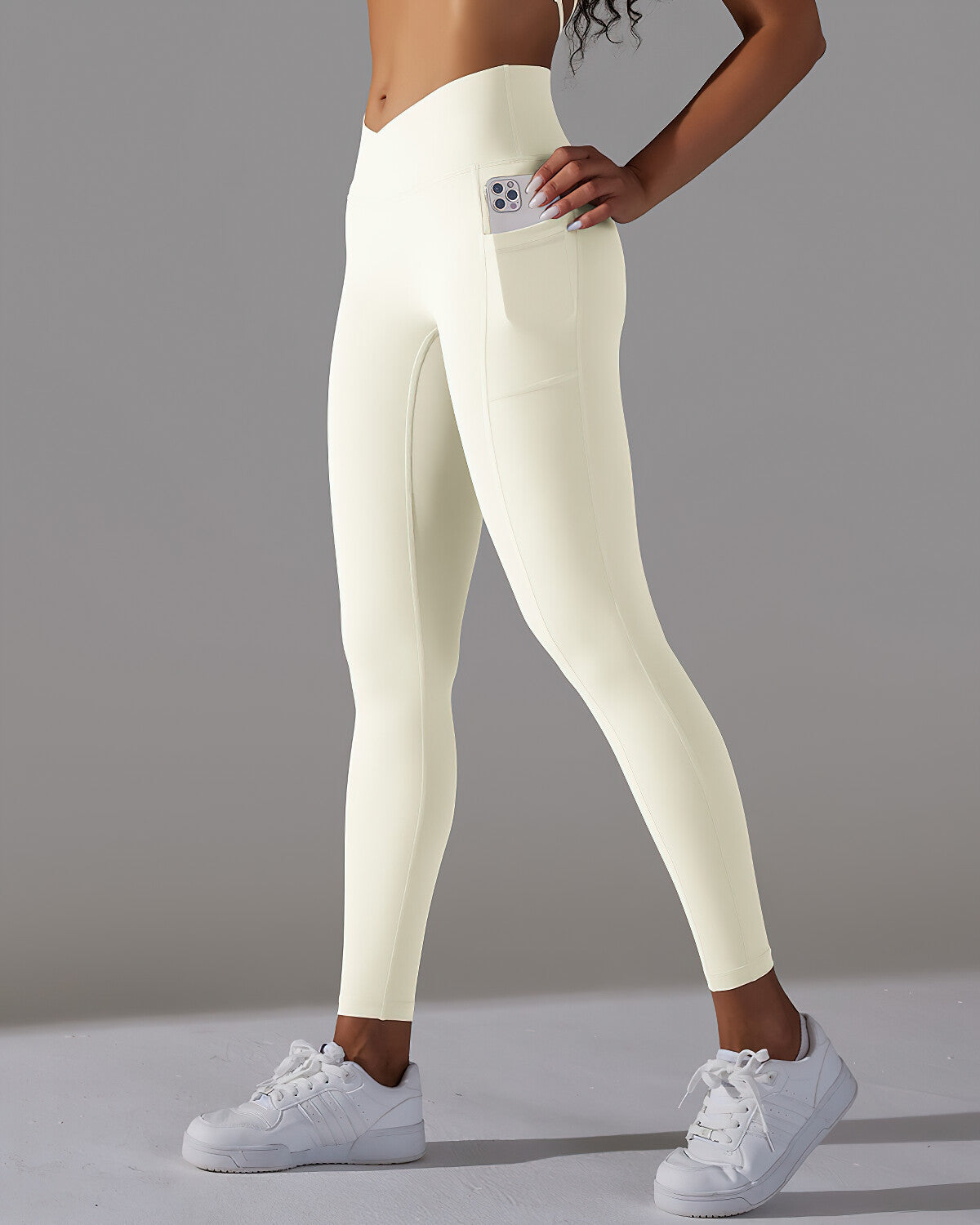 Selene Seamless Pocket Scrunch Leggings - Beige