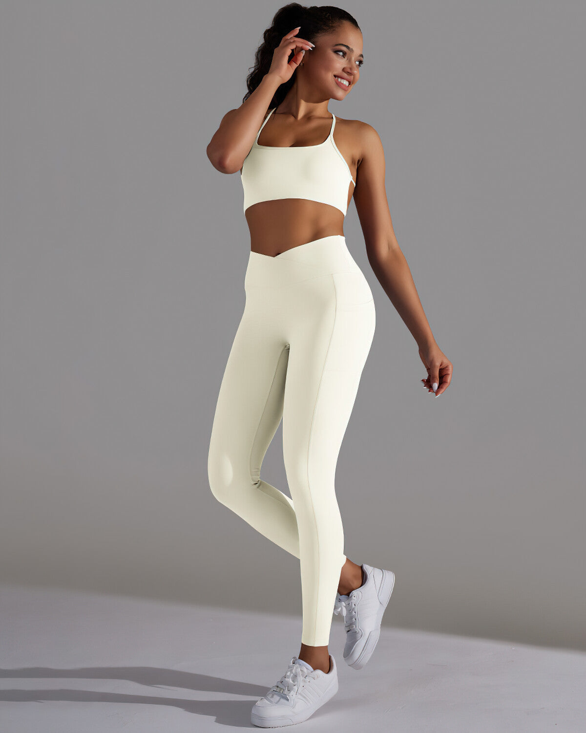 Selene Seamless Pocket Scrunch Leggings - Beige