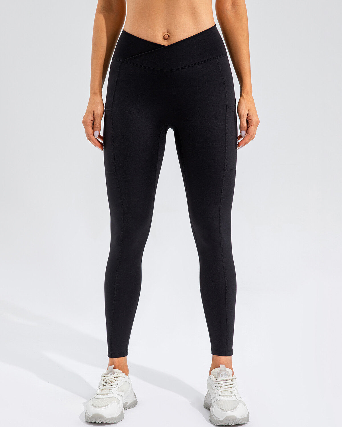 Sophie Scrunch Pocket Leggings - Black