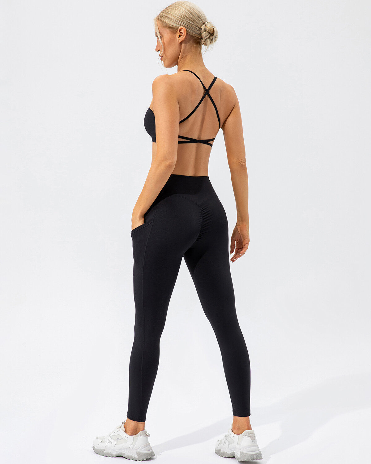 Sophie Scrunch Pocket Leggings - Black