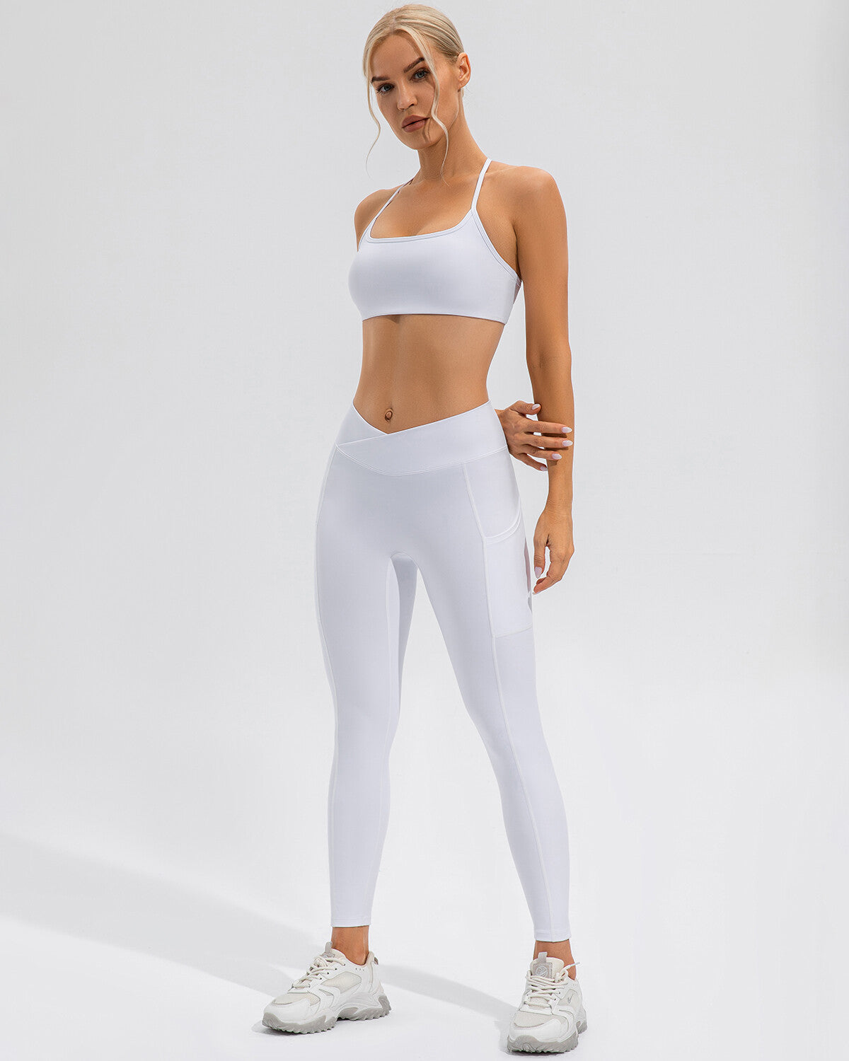 Sophie Scrunch Pocket Leggings - White