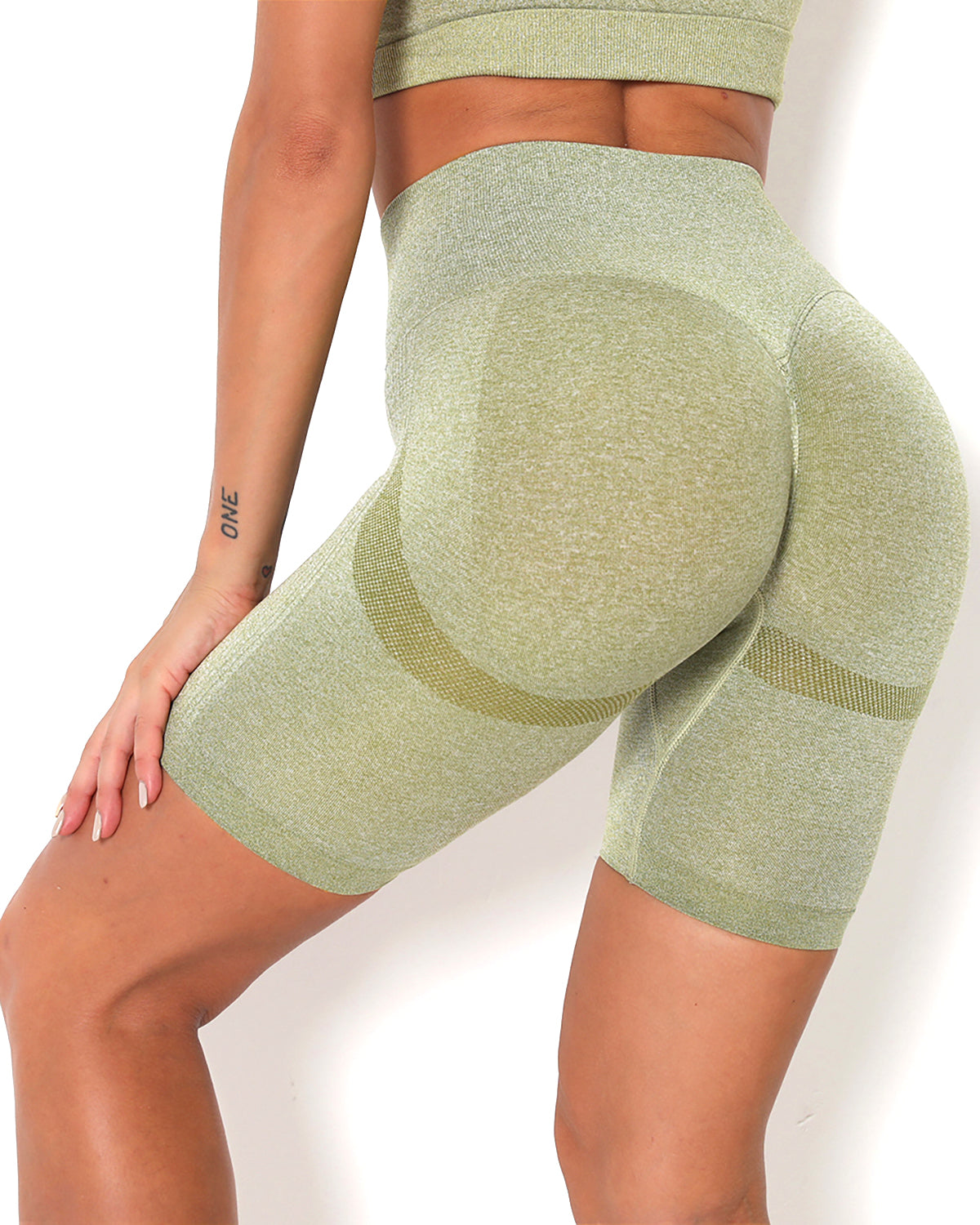 Amplify Scrunch Seamless Shorts