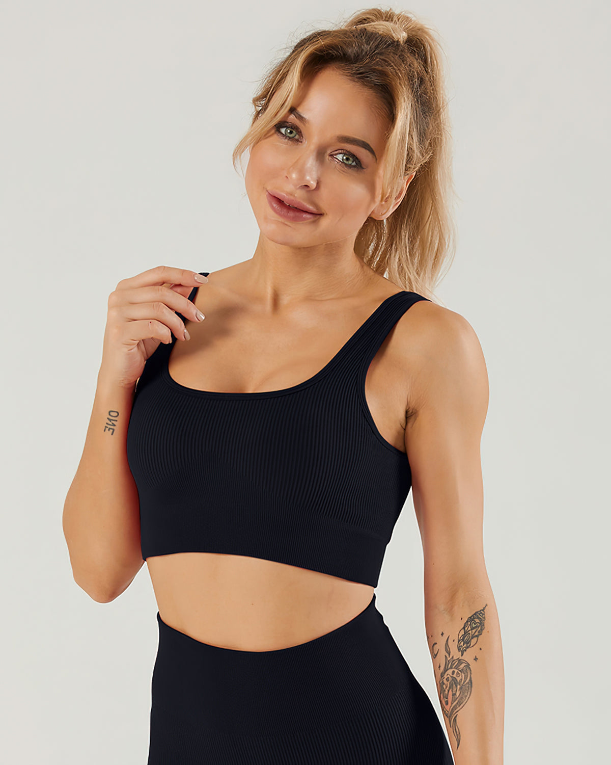 Nieve Sports Bra